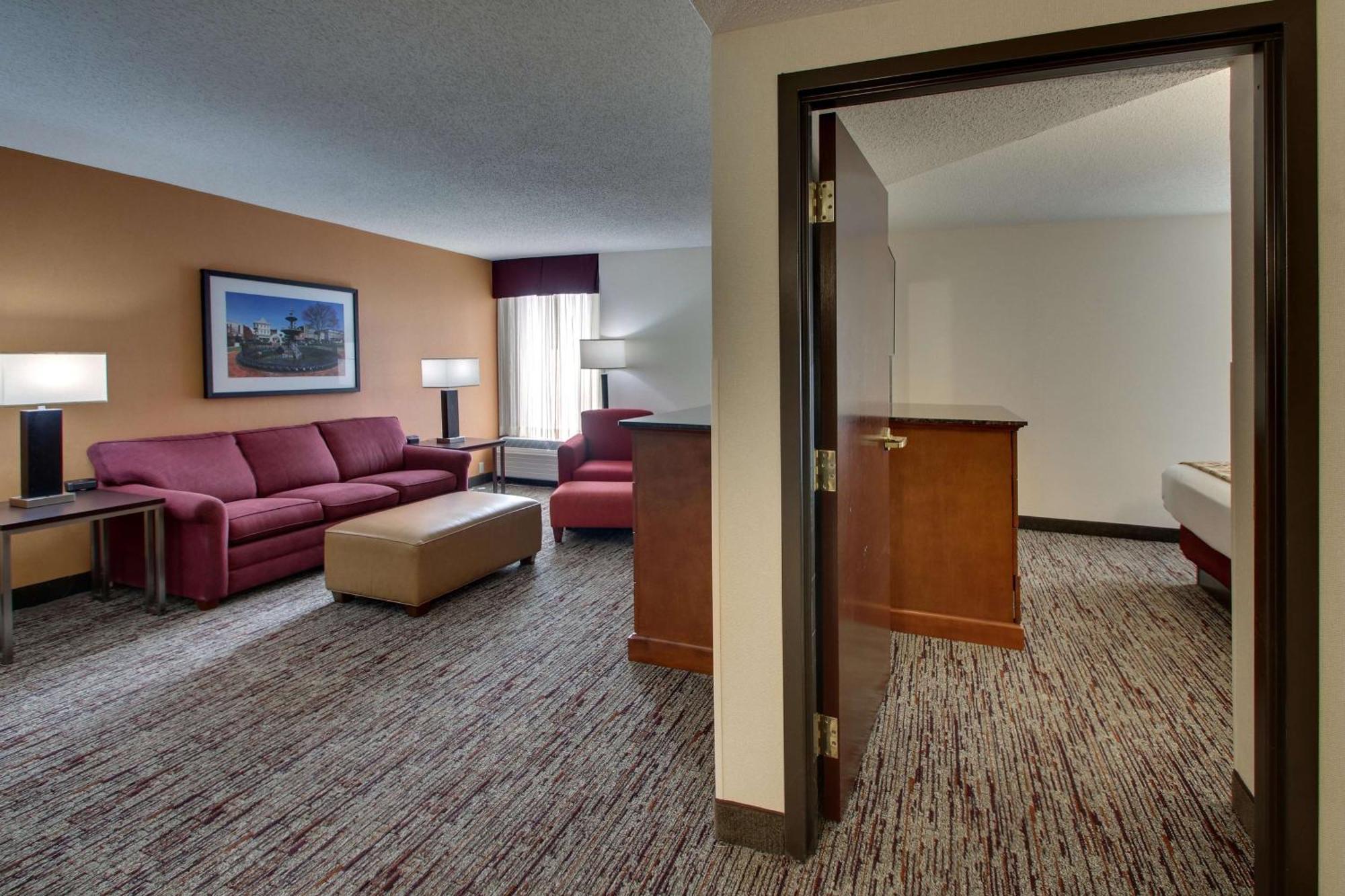 Drury Inn & Suites โบว์ลิงกรีน ภายนอก รูปภาพ