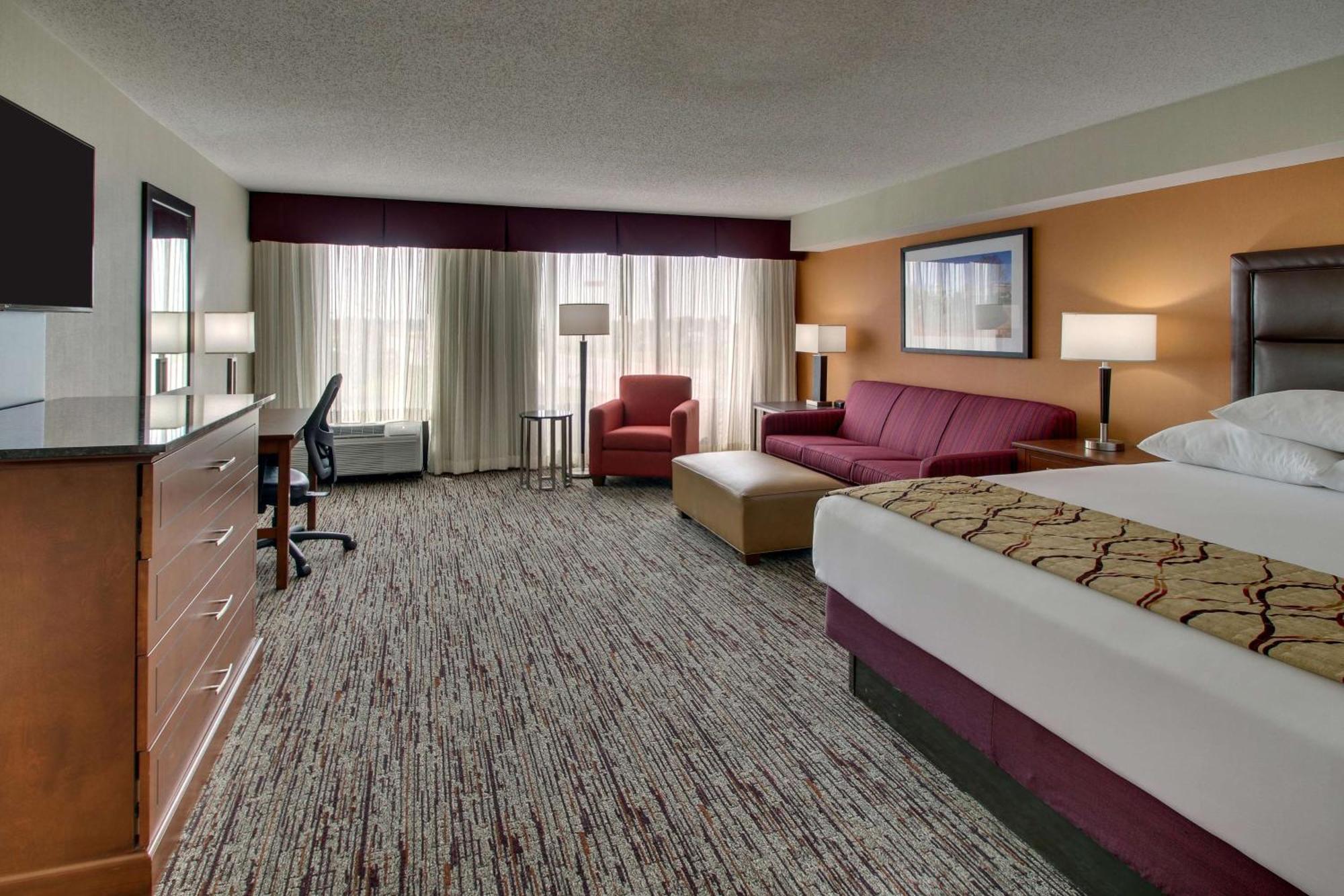 Drury Inn & Suites โบว์ลิงกรีน ภายนอก รูปภาพ
