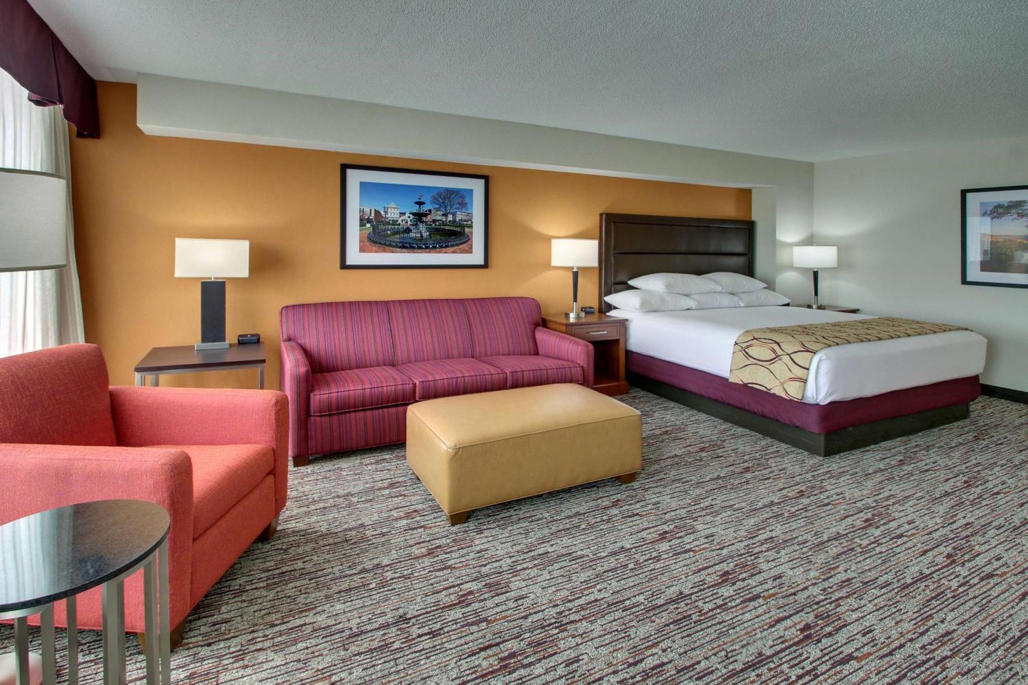 Drury Inn & Suites โบว์ลิงกรีน ภายนอก รูปภาพ