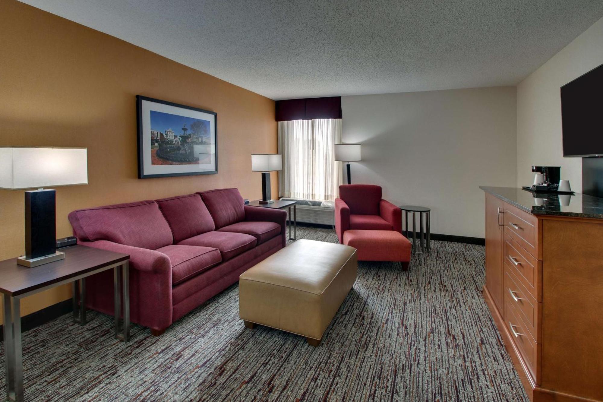 Drury Inn & Suites โบว์ลิงกรีน ภายนอก รูปภาพ