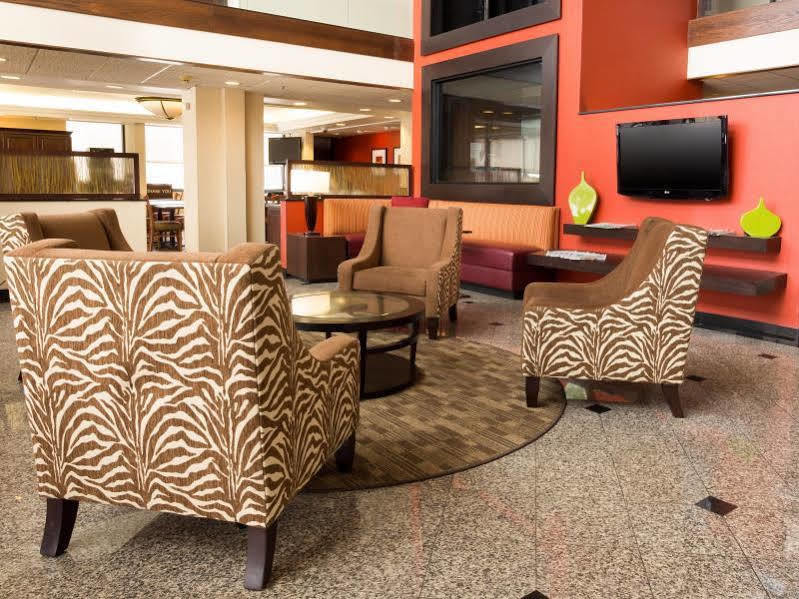 Drury Inn & Suites โบว์ลิงกรีน ภายนอก รูปภาพ
